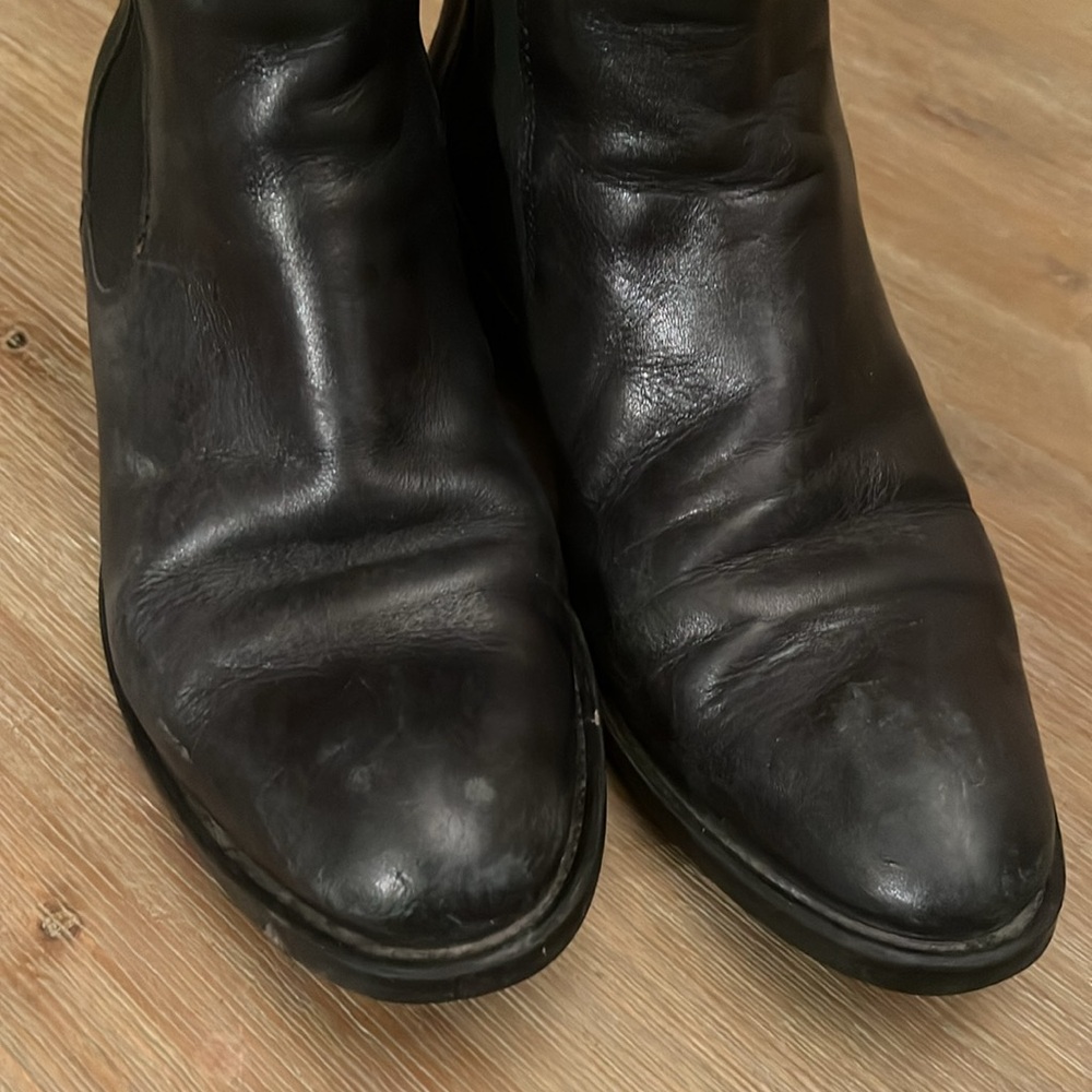 VIBRAM boots - Picture 6 of 6